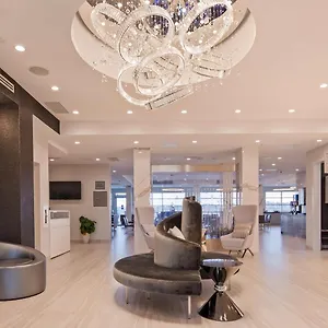 Executive Residency By Western View North Canada
