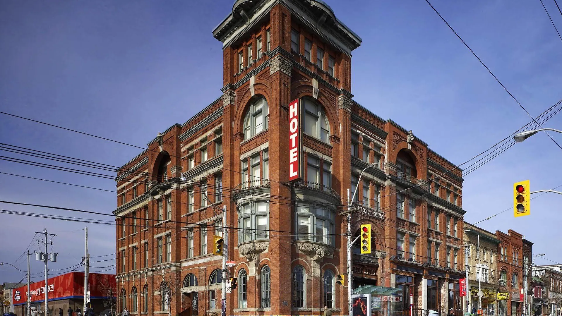 ****  فندق Gladstone House تورونتو كندا