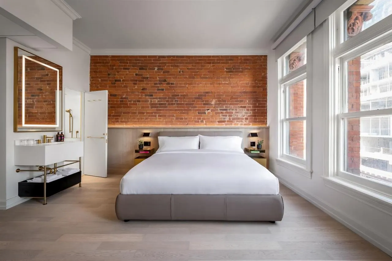 ****  Gladstone House Hotel Toronto Canada